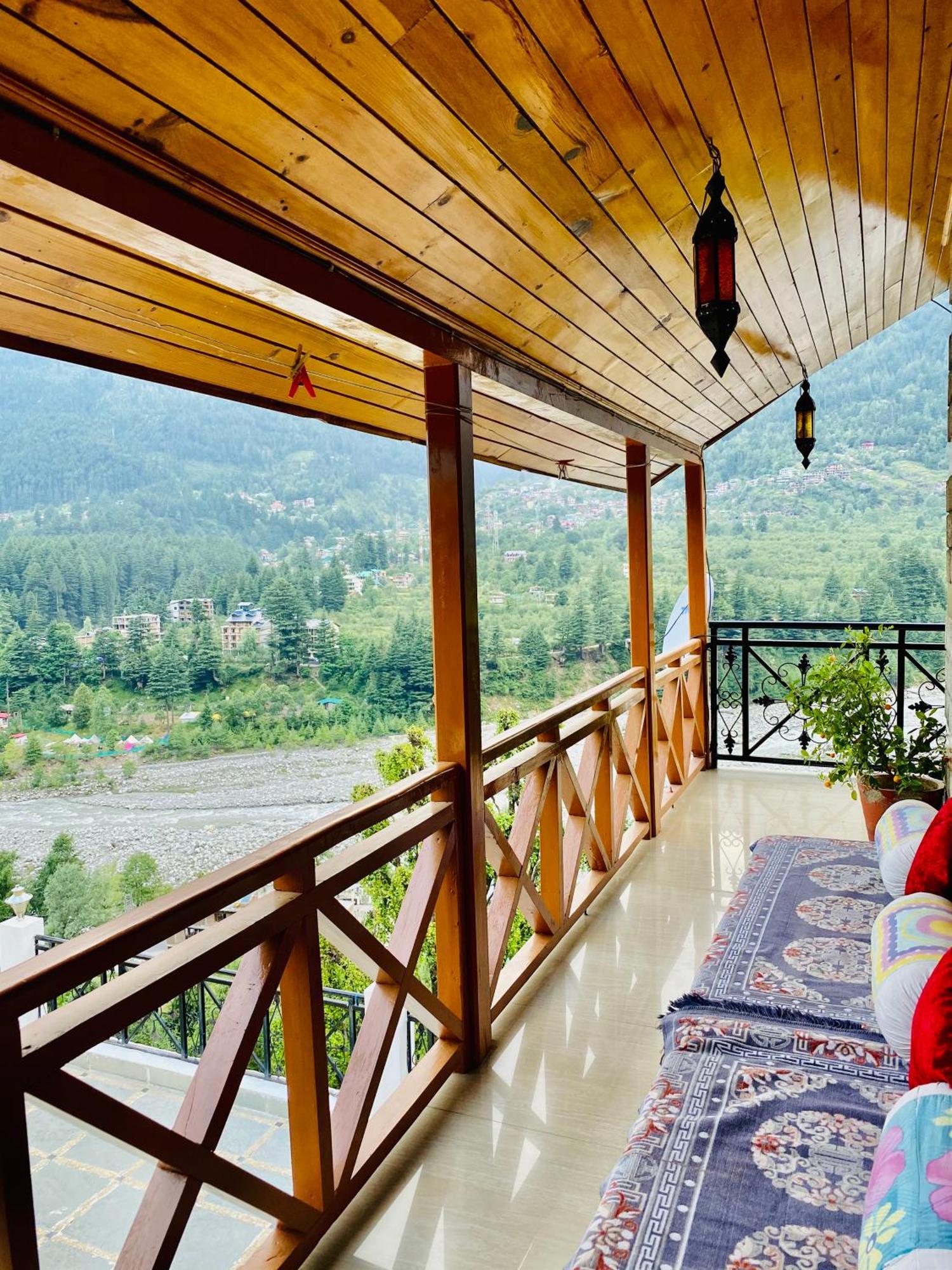 Hotel Hollywood Manali - Scenic River & Mountain View With Premium Rooms Exterior photo