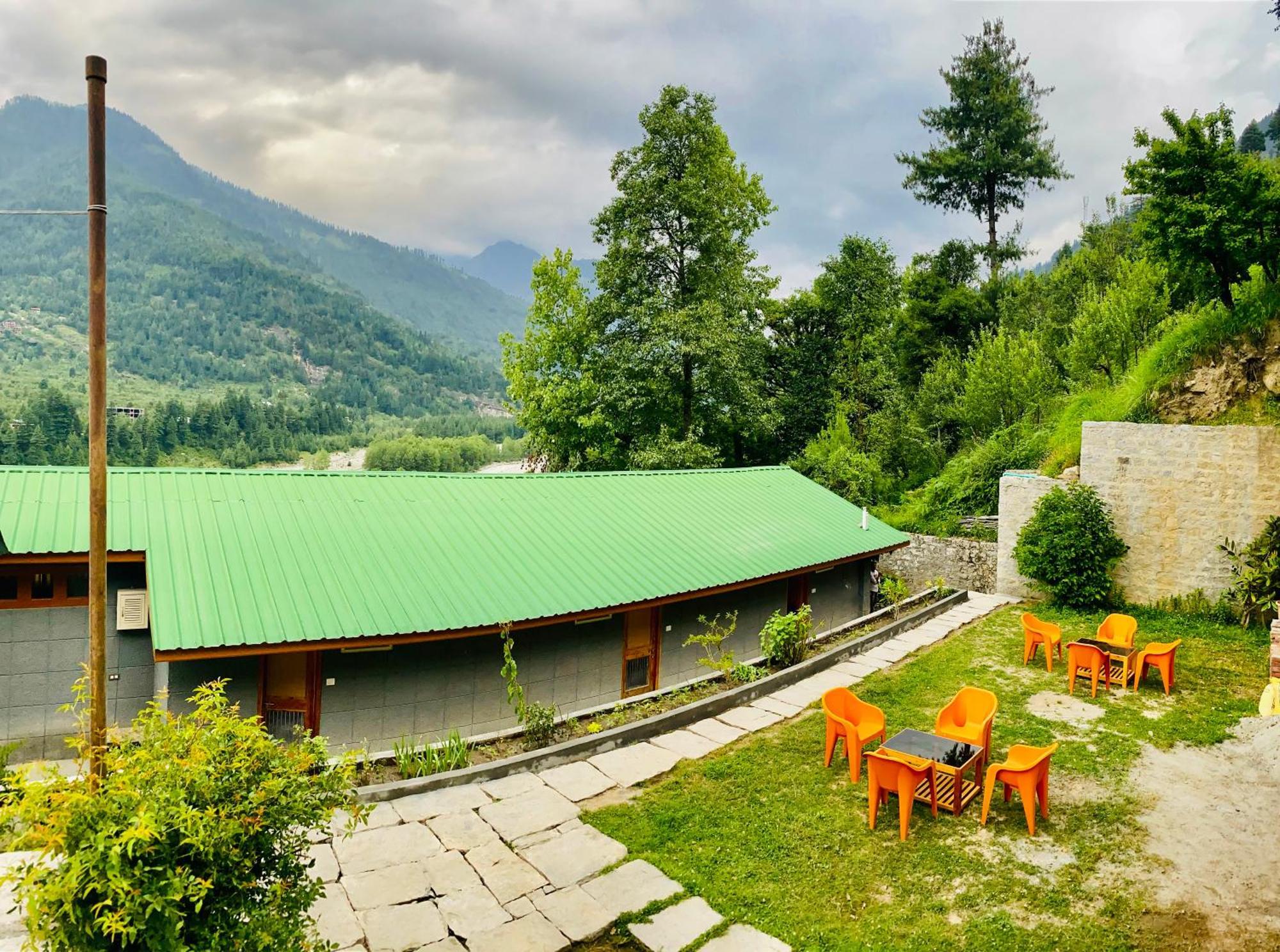 Hotel Hollywood Manali - Scenic River & Mountain View With Premium Rooms Exterior photo