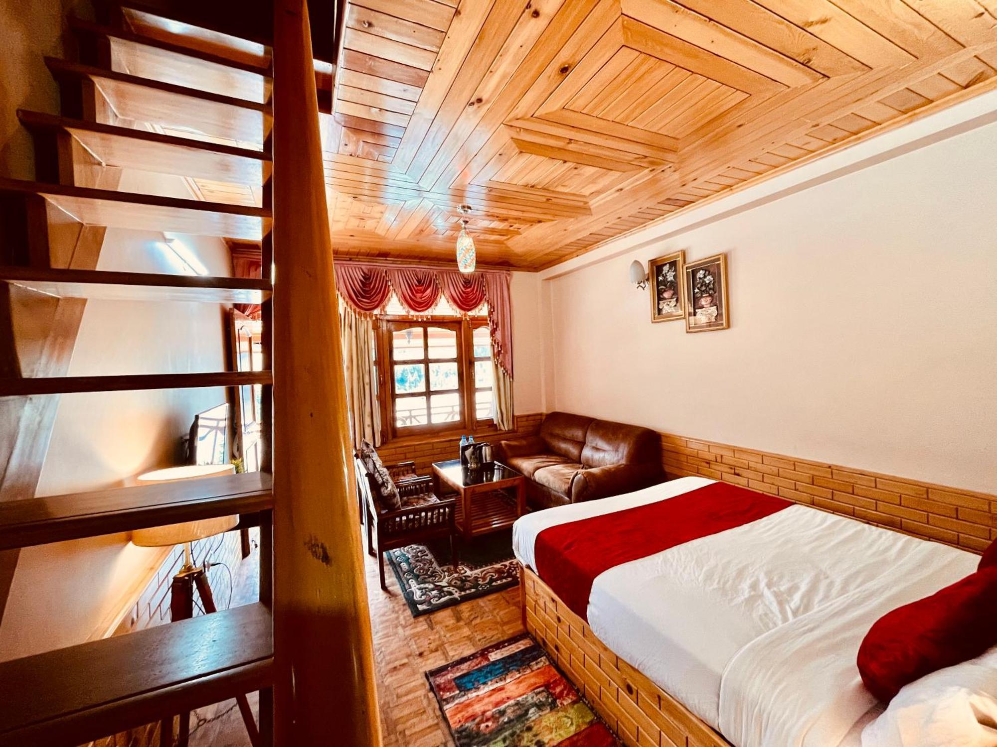 Hotel Hollywood Manali - Scenic River & Mountain View With Premium Rooms Exterior photo